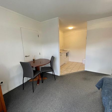 Cherry Court Motor Lodge Уангарей Екстериор снимка