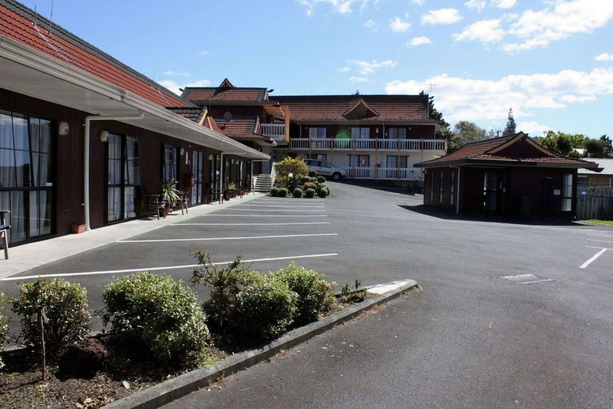 Cherry Court Motor Lodge Уангарей Екстериор снимка