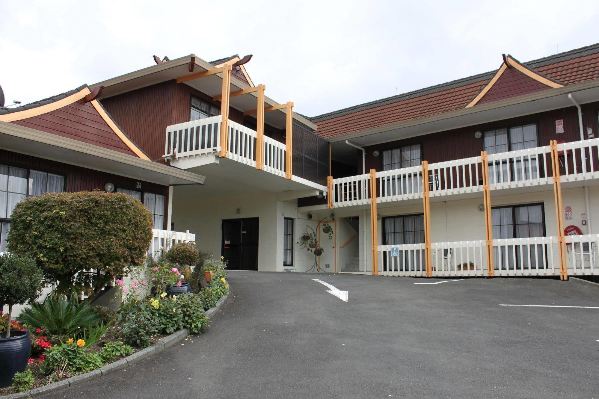Cherry Court Motor Lodge Уангарей Екстериор снимка