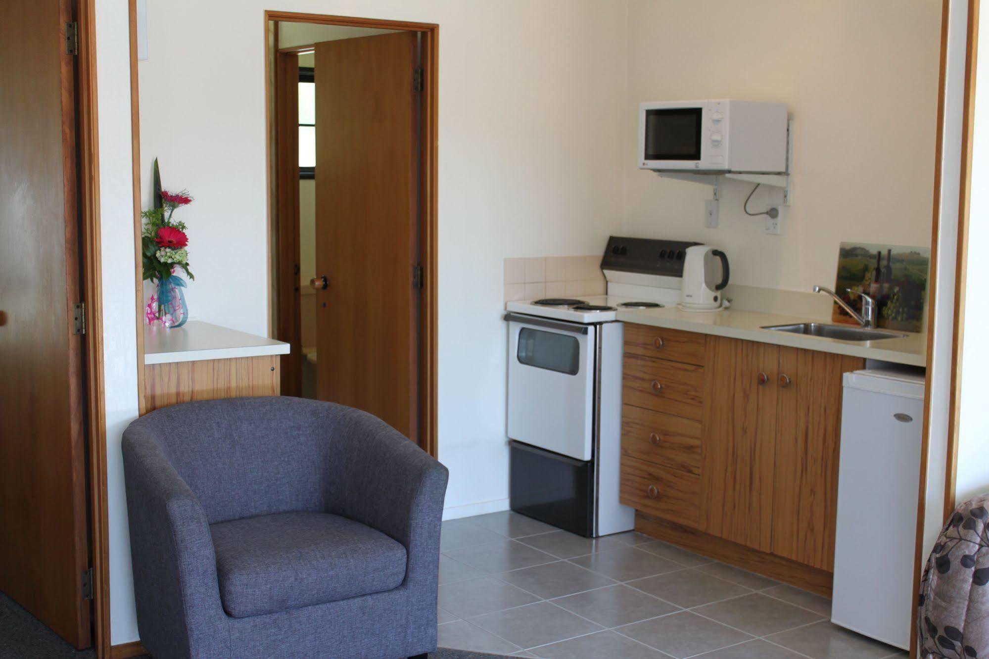 Cherry Court Motor Lodge Уангарей Екстериор снимка