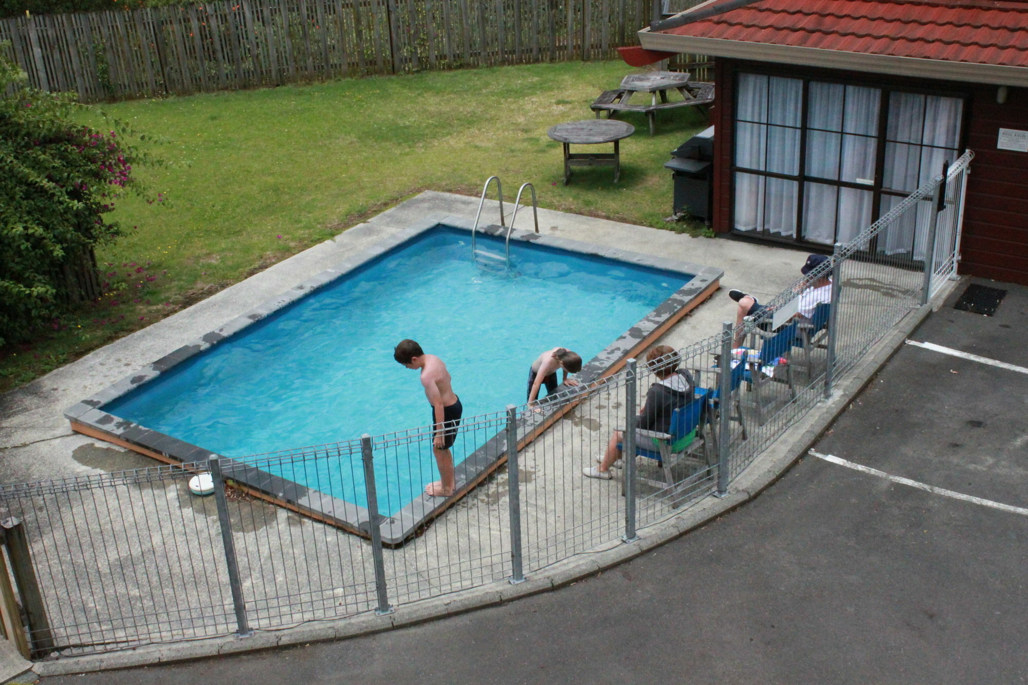 Cherry Court Motor Lodge Уангарей Екстериор снимка